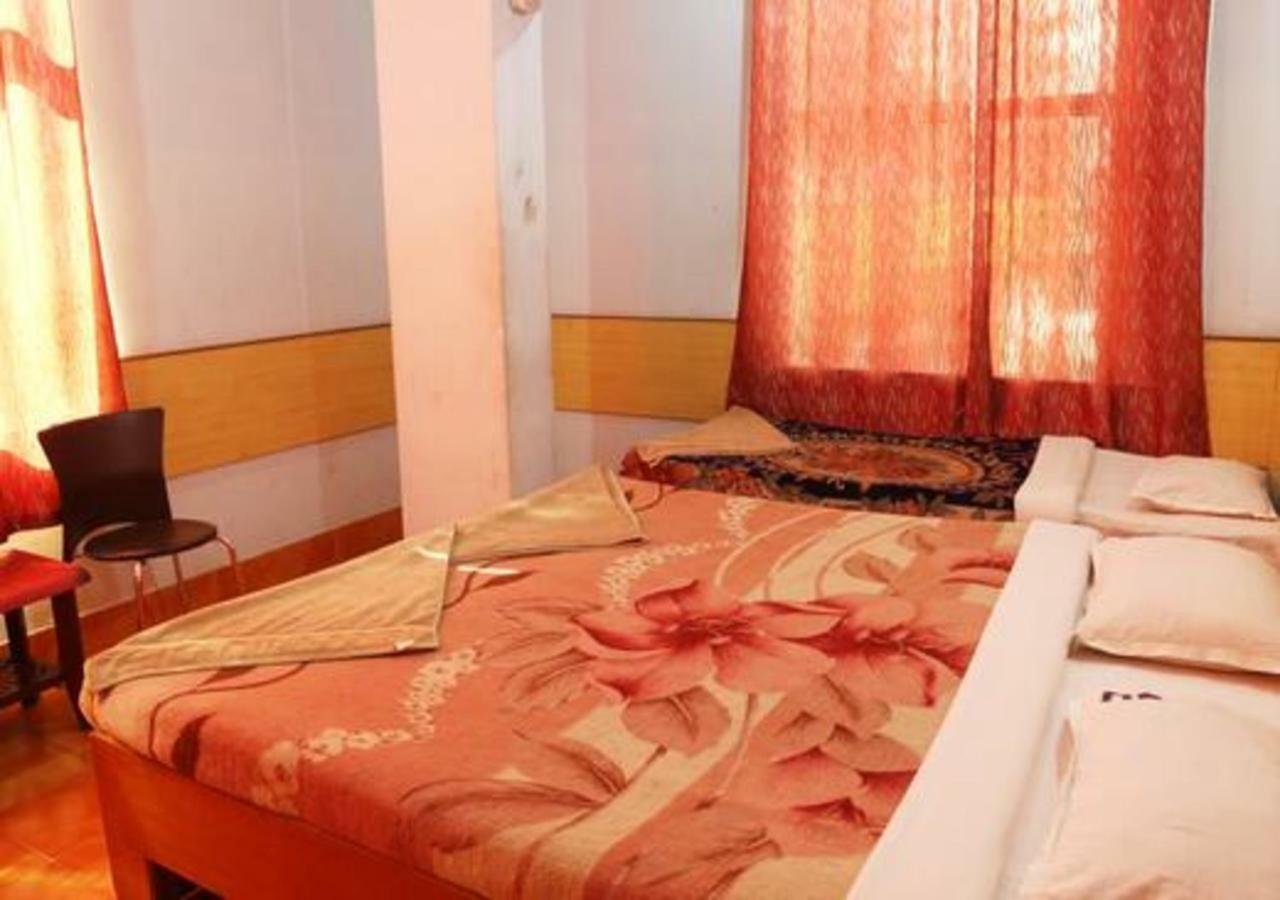 Hotel Brindavan Guwahati Ngoại thất bức ảnh