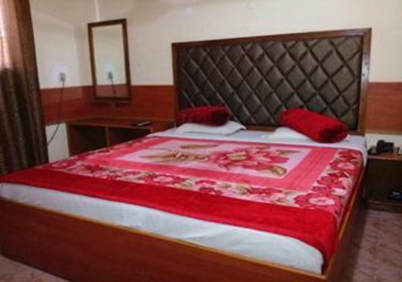 Hotel Brindavan Guwahati Ngoại thất bức ảnh
