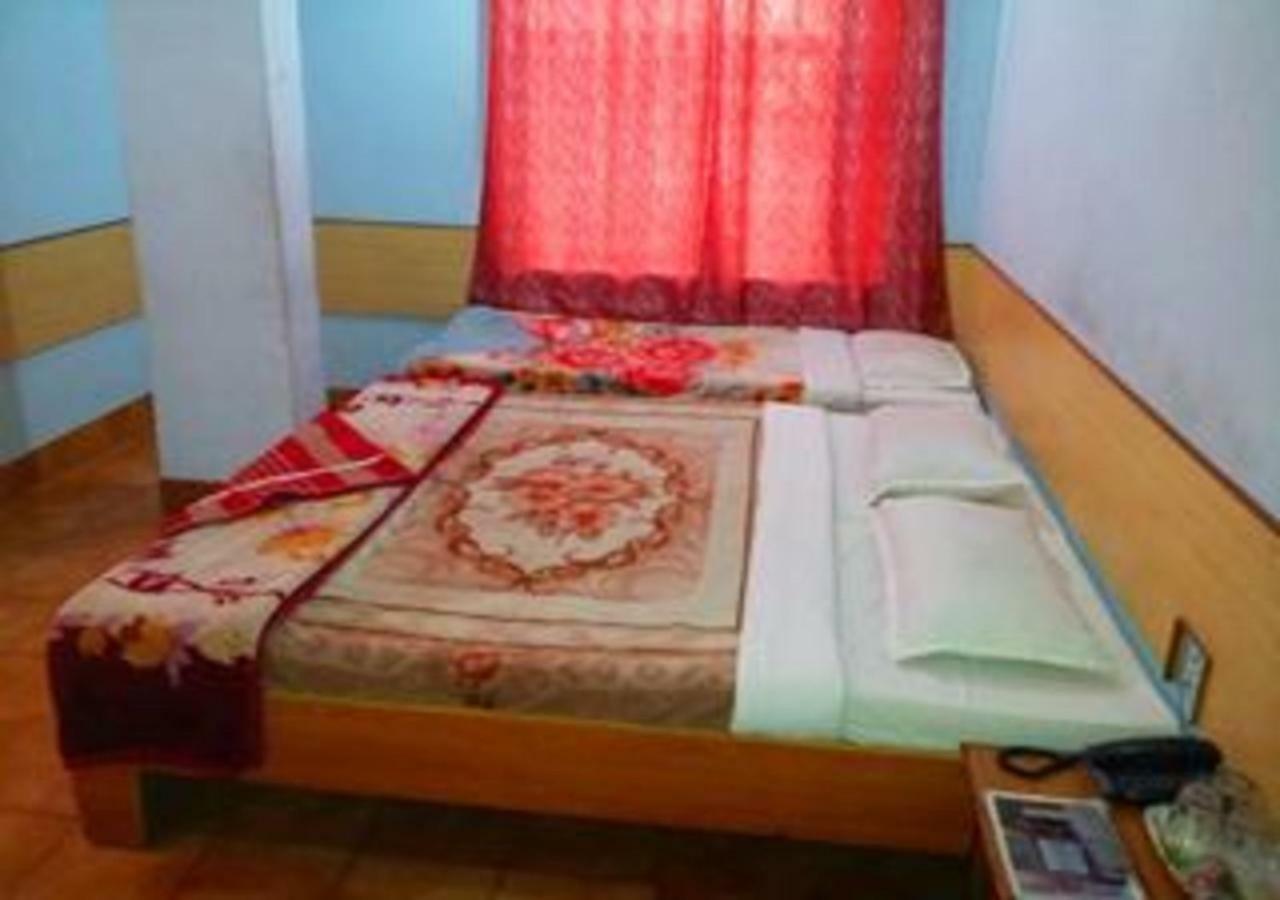 Hotel Brindavan Guwahati Ngoại thất bức ảnh