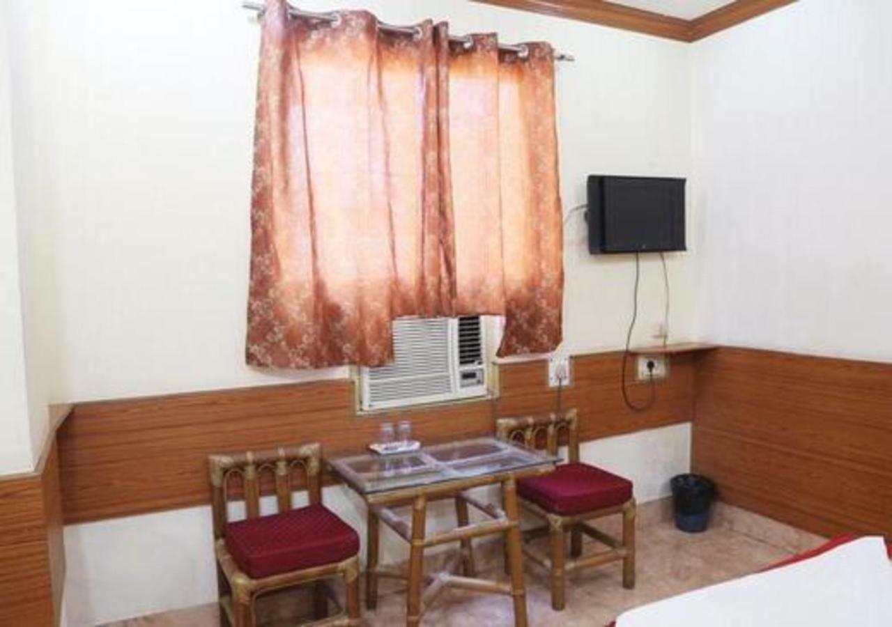 Hotel Brindavan Guwahati Ngoại thất bức ảnh