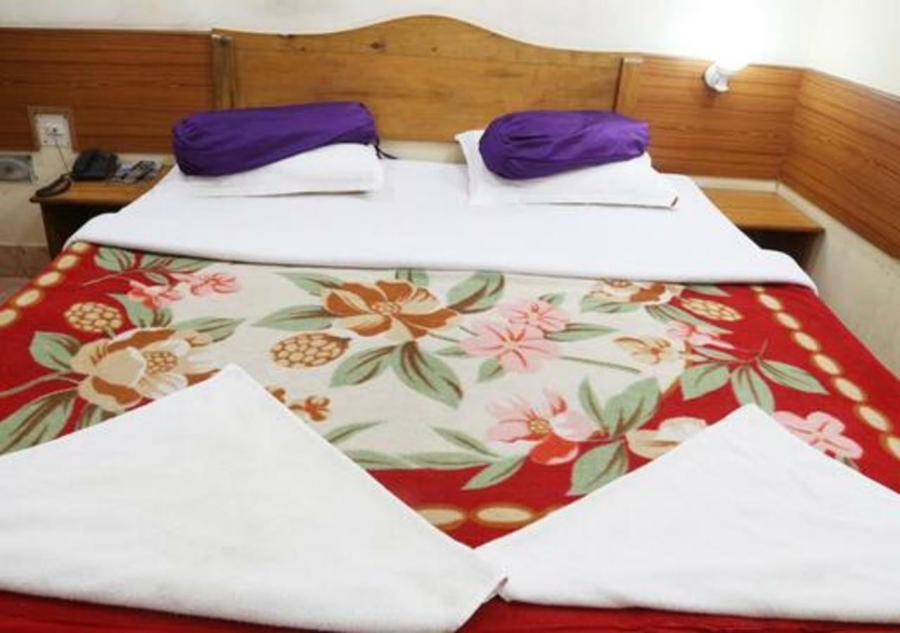 Hotel Brindavan Guwahati Ngoại thất bức ảnh